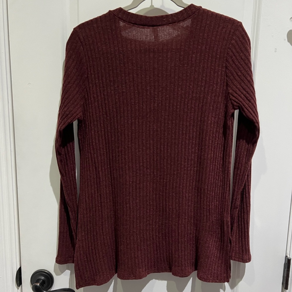 Long Sleeve Ribbed Shirt - Picture 3 of 3